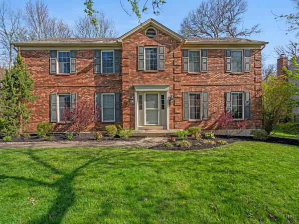 4614 Woodland Dr, Mason, OH 45040