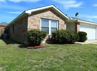 1405 Thornhill Ln, Little Elm, TX 75068