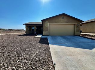 749 Villa Romero Dr, Horizon City, TX 79928