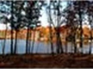 9 Shore Ln, Clinton, MA 01510