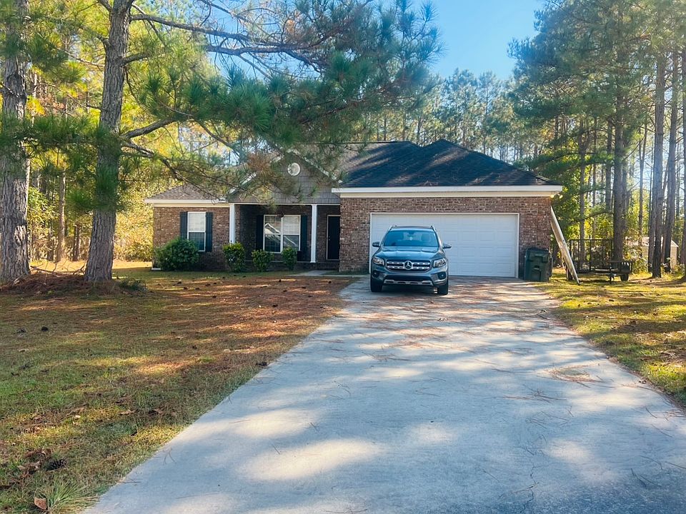 1st image of 30 NE Gracie Ln