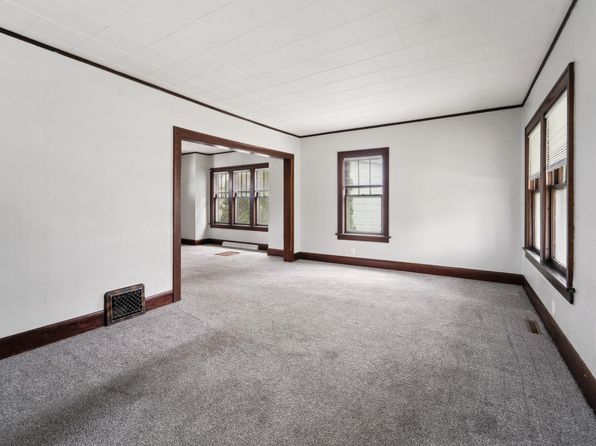 245 N Park Ave, Fond Du Lac, WI 54935