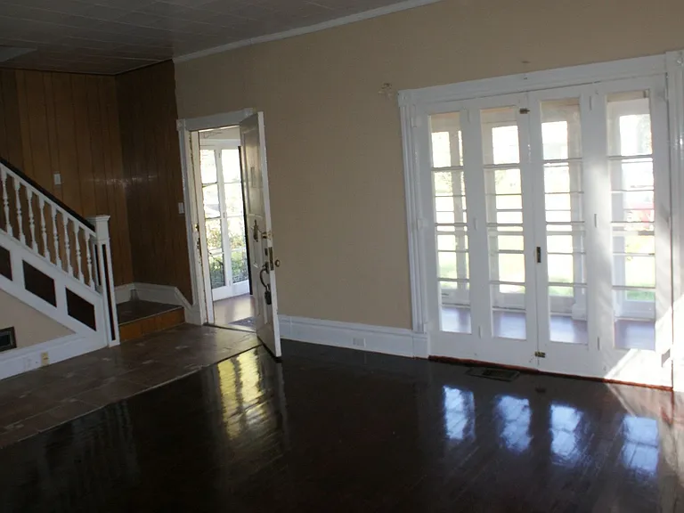2646 Terrace Ln — Photo 2