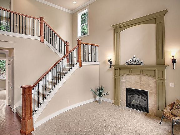 Living rm & stairs