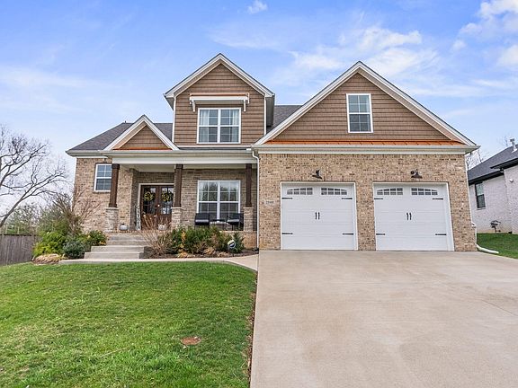 2nd image of 2040 Elmwood Dr