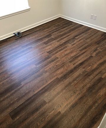 4th image of 3827 Killarney Dr