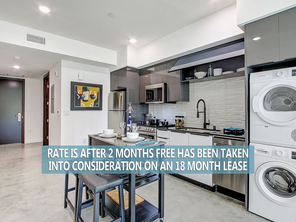1st image of 11525 Chandler Blvd #211