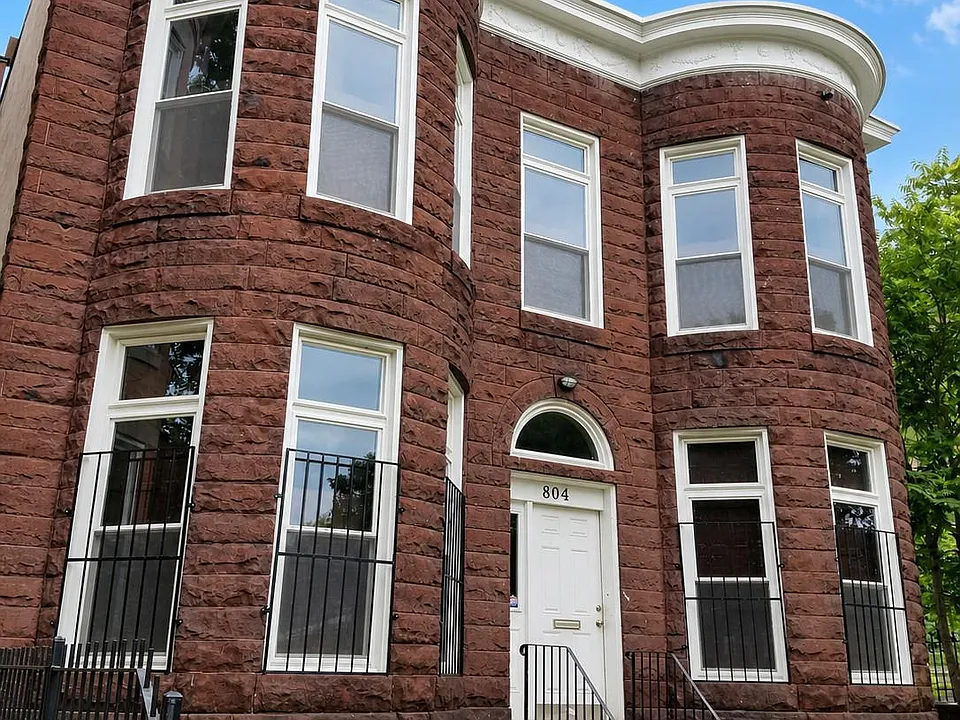 804 Hollins St #BASEMENT