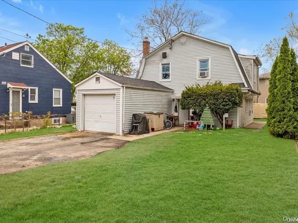 7 Sands Point Road, Port Washington, NY 11050