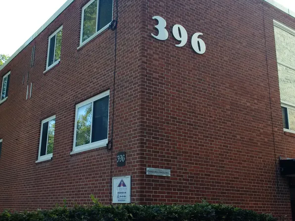 396 Stradbrook Ave #3, Winnipeg, MB R3L 0J8