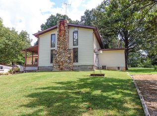 60 Looney Ln, Pontiac, MO 65729