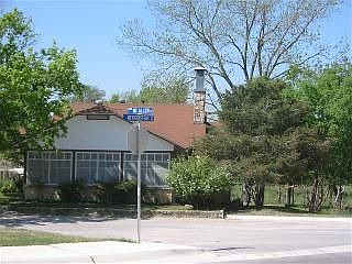 2nd image of 1419 McAllen Dr