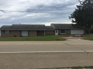 405 W Main St, Bradford, IL 61421