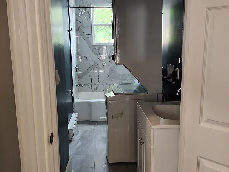 60 Harrison St #2 — Photo 23