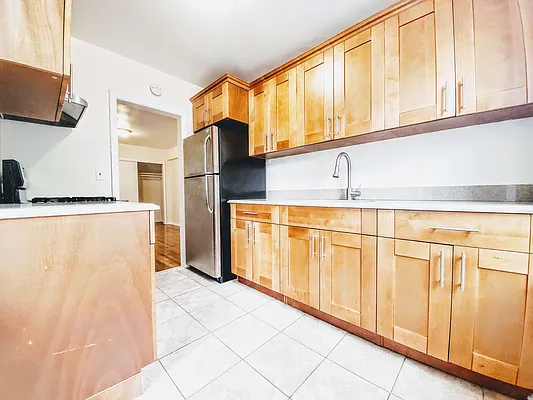 Rented by Bruma Realty LLC | media 12