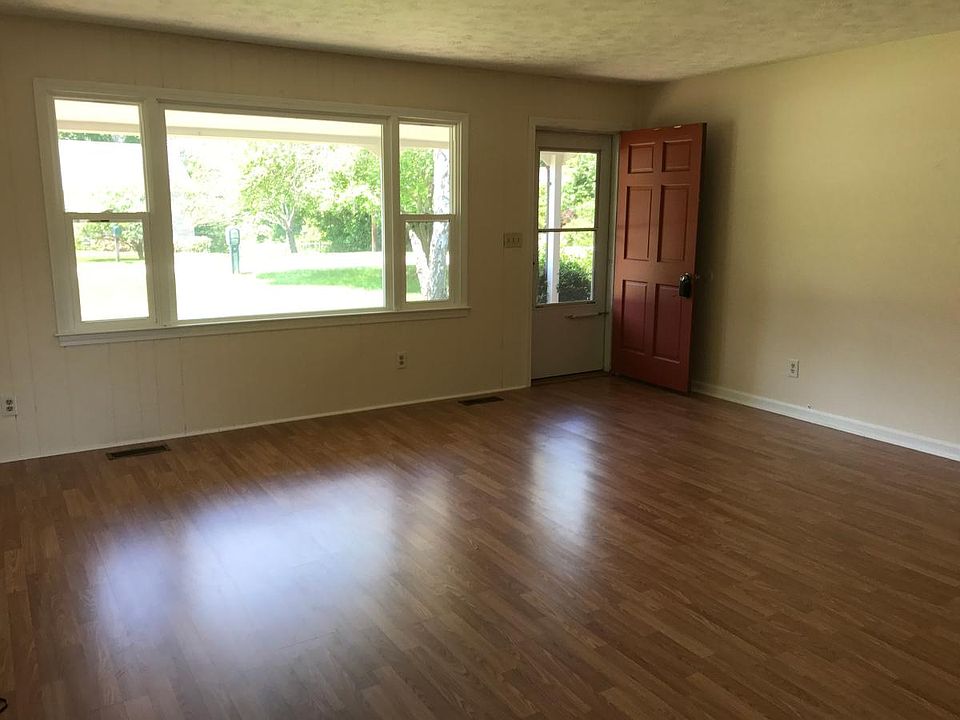 1st image of 148 Wynnbrook Dr