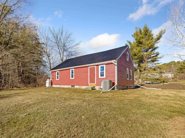 9 Gates Road, Marlborough, NH 03455