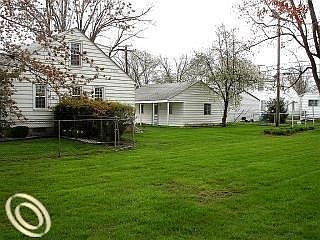 3rd image of 19326 Connecticut St