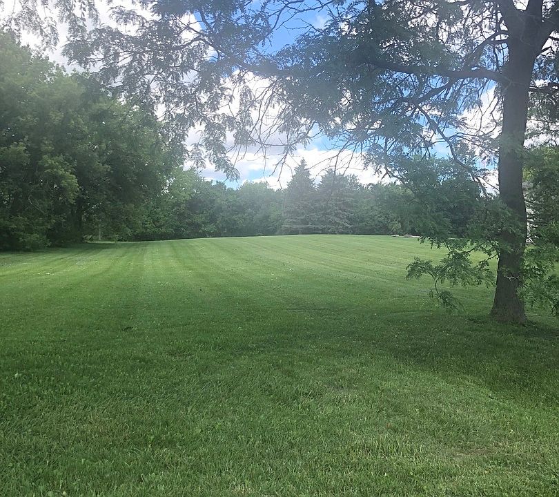 1st image of 54 Deer Point Dr