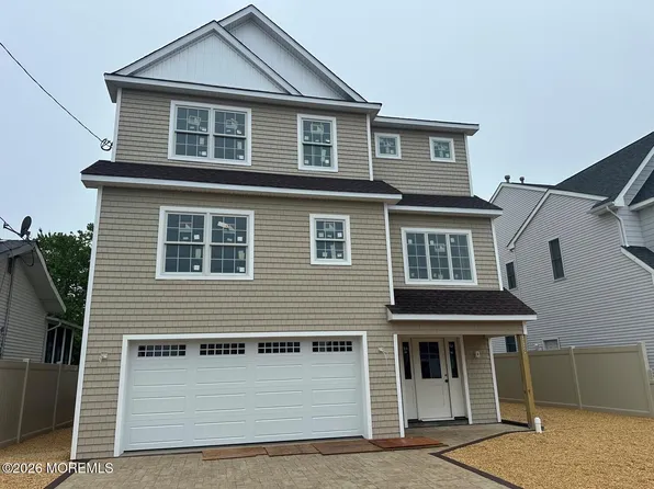 28 Commodore Drive, Brick, NJ 08723