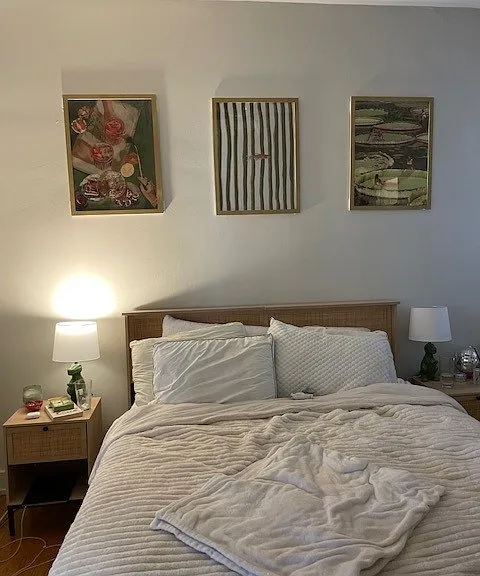 BEDROOM (BOTH BEDROOMS HAVE CLOSETS)