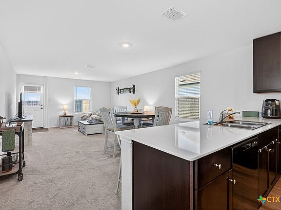 4th image of 612 Marty Allen Loop