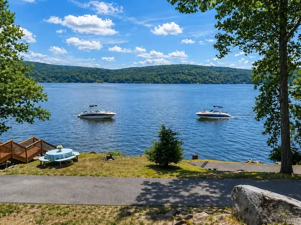59 Furnace Trail, Greenwood Lake, NY 10925