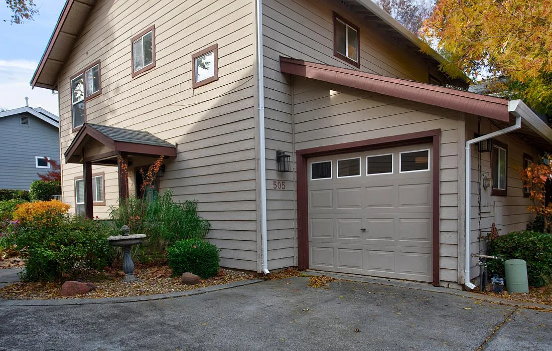 Building Photo - 505 K St