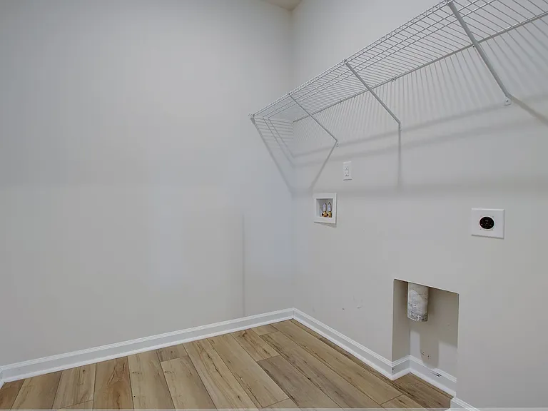 714 McRoy St — Photo 21