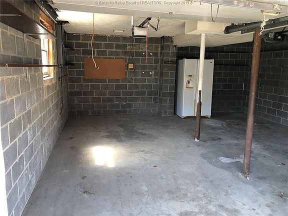 2nd image of 203 5th Ave