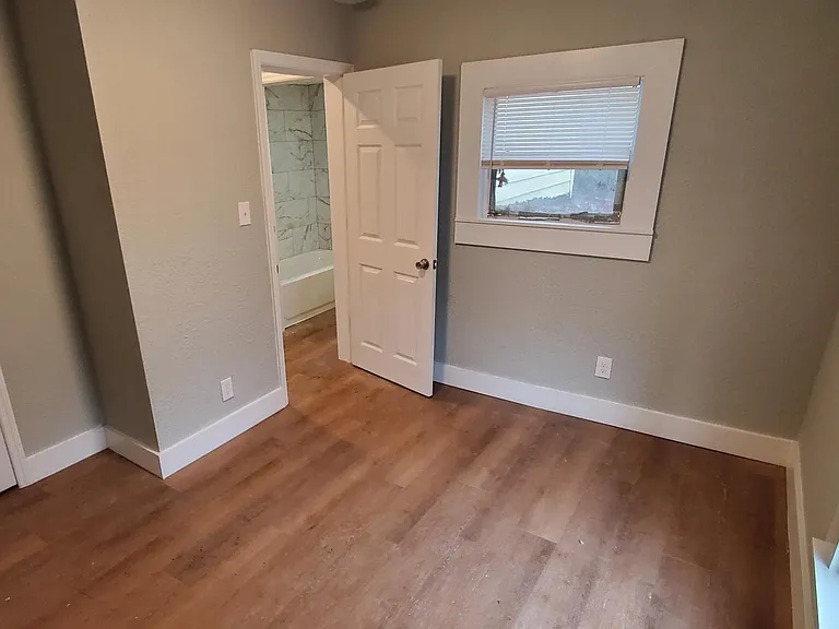 5208 Conner St — Photo 7