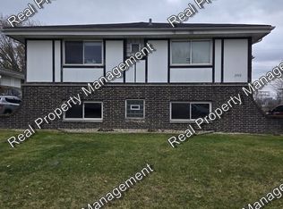 2910 101st Pl UNIT 2, Highland, IN 46322