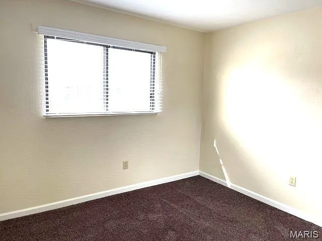 97 Peachtree Ln — Photo 11