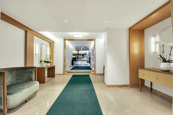 Rented by Alexander Anderson Real Estate Group | media 20