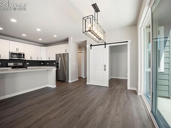 7th image of this home