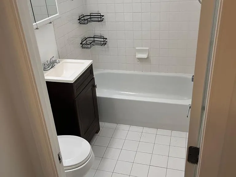 5601 Parker Ave #106 — Photo 12