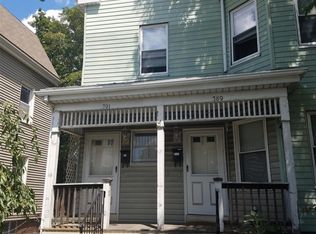 19 Elm St #1L, Somerville, MA 02143