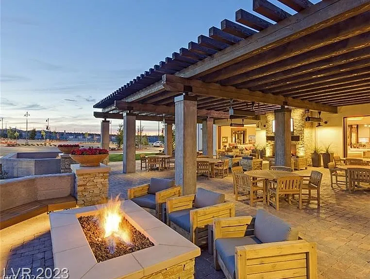 8162 Desert Madera St — Photo 35