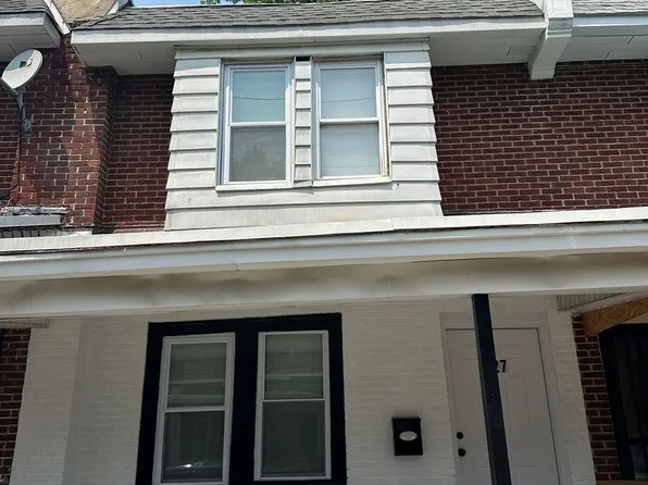 427 Darby Ter, Darby, PA 19023