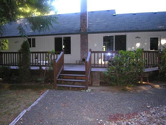 Large Wood Deck for Relaxing!