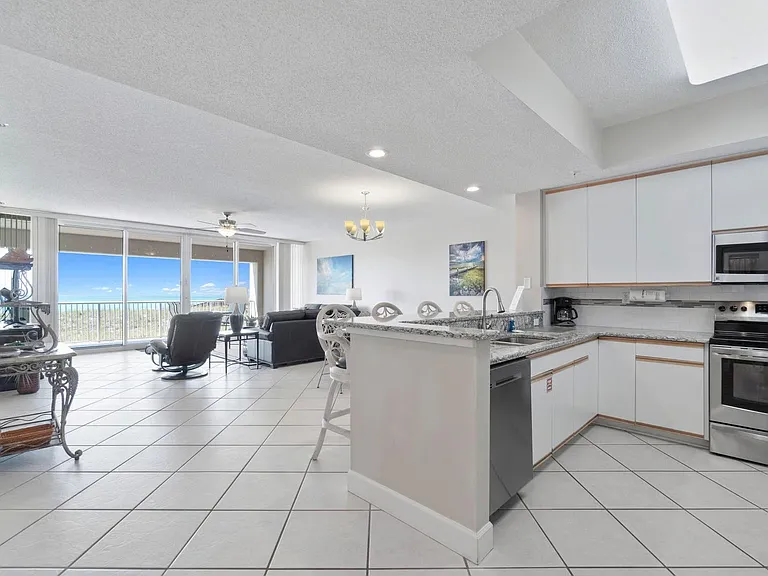 8525 Gulf Blvd #107 — Photo 5