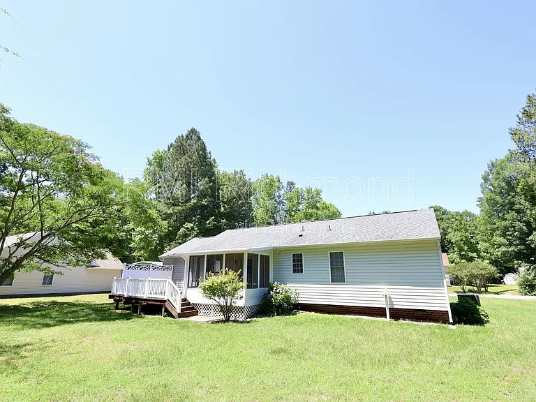 9713 Pampas Dr — Photo 34