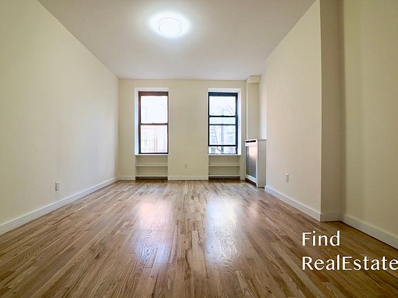 3rd image of 346 W 47th St APT 3a