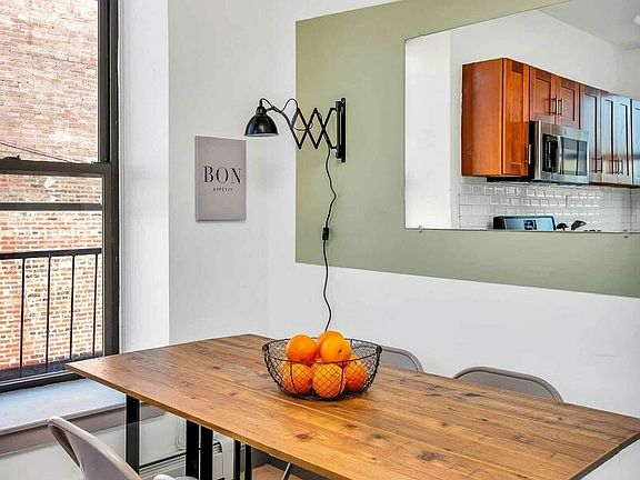 5th image of 373 Tompkins Ave #2G