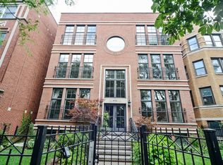 4721 N Malden St, Chicago, IL 60640
