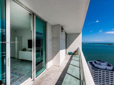 950 Brickell Bay Dr APT 3205, Miami, FL, 33131