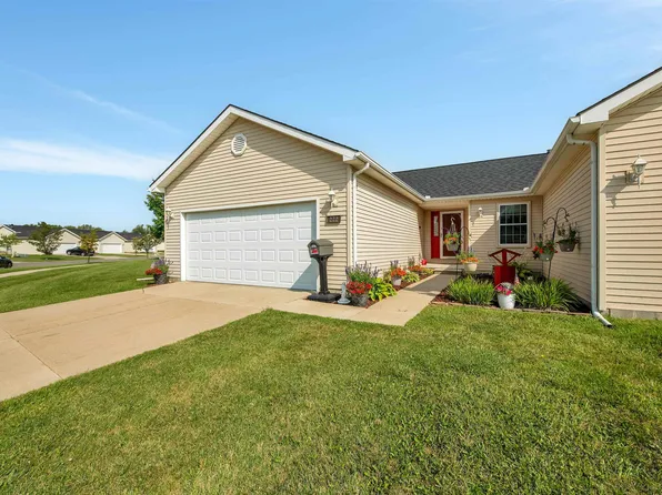 222 Quail Dr, Capac, MI 48014
