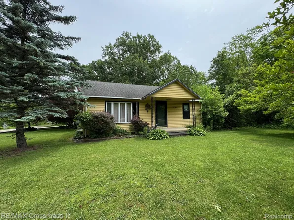 6785 Belleville Rd, Van Buren Township, MI 48111