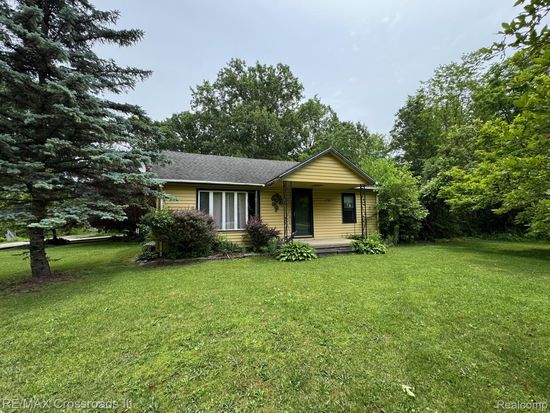 6785 Belleville Rd, Van Buren Township, MI 48111