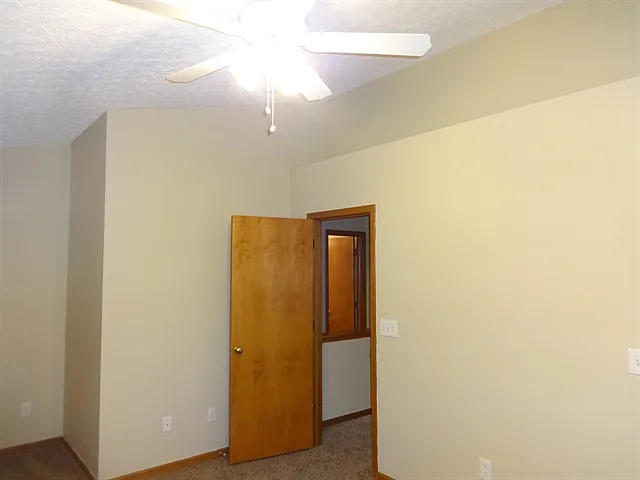771 Spivey Ln — Photo 8